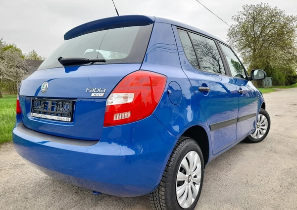 Skoda Fabia cena 14900 przebieg: 122000, rok produkcji 2009 z Toszek małe 137